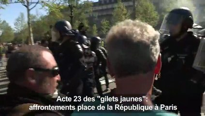 "Gilets jaunes": affrontements place de la République à Paris
