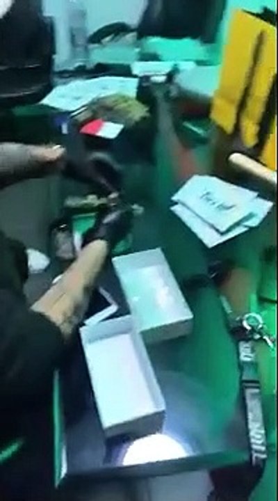 Aleman y su porro de 12,000 pesos