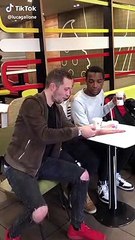 Tour de magie avec une paille