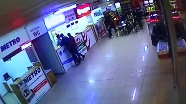 Zonguldak Kız Arkadaşına Mesaj Atanı Bacağından Vurdu; O Anlar Kamerada