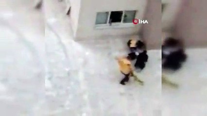 Genç kız itiraf etti Düşmedim, biri beni itti