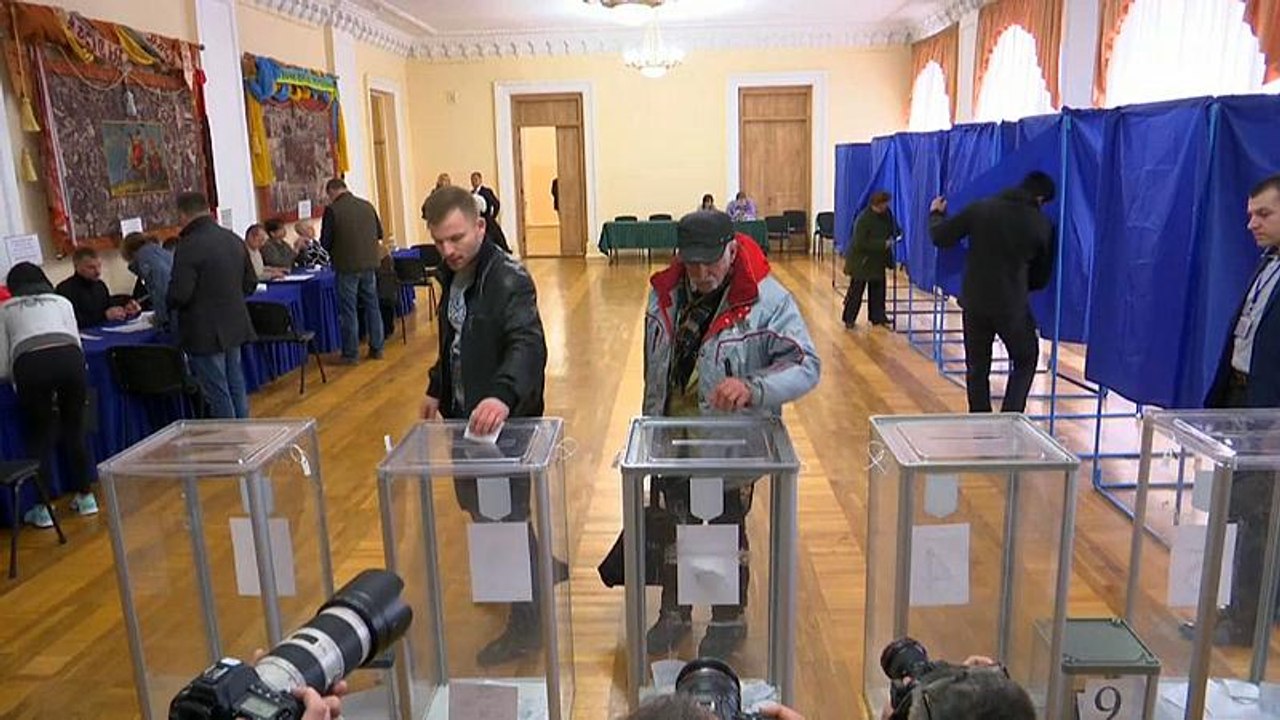 Theaterdonner bei Präsidentenwahl  in der Ukraine