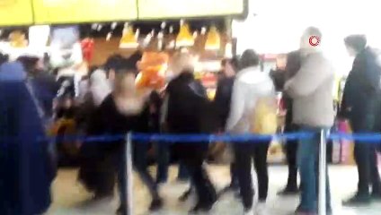 Uludağ'a Nisan'da kar yağdı...Vatandaşlar teleferiğe akın etti