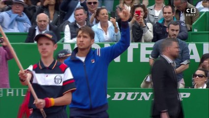 Entrée des finalistes sur le Central de Monte-Carlo