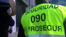 Deportivo-Extremadura: Llegada del autobús del Extremadura a Riazor