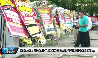 Karangan Bunga untuk Jokowi-Maruf Penuhi Pagar Istana