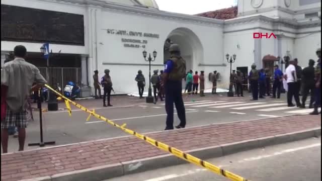 Dha Dış - Sri Lanka'da Patlamalar 2'si Türk 215 Kişi Hayatını Kaybetti