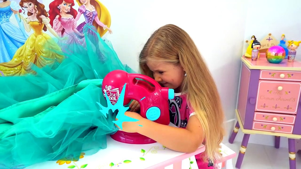 Diana is going to the princess ball