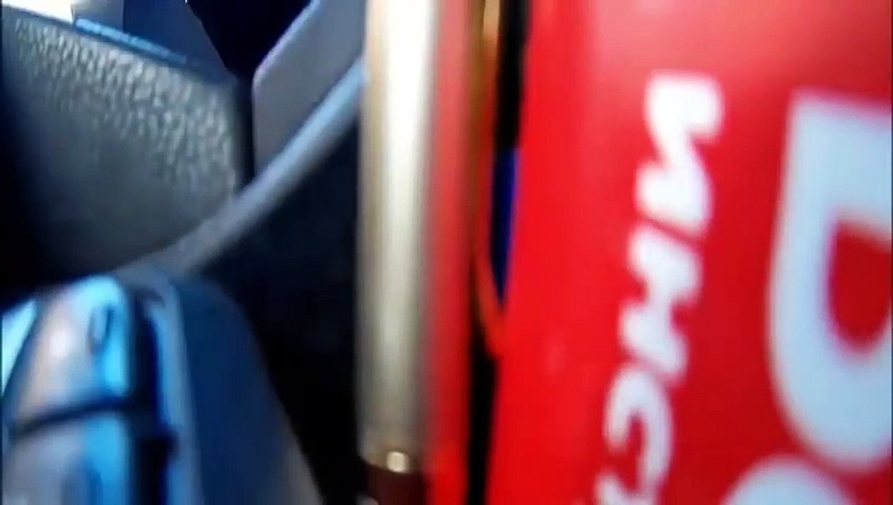 Car crashes  -76