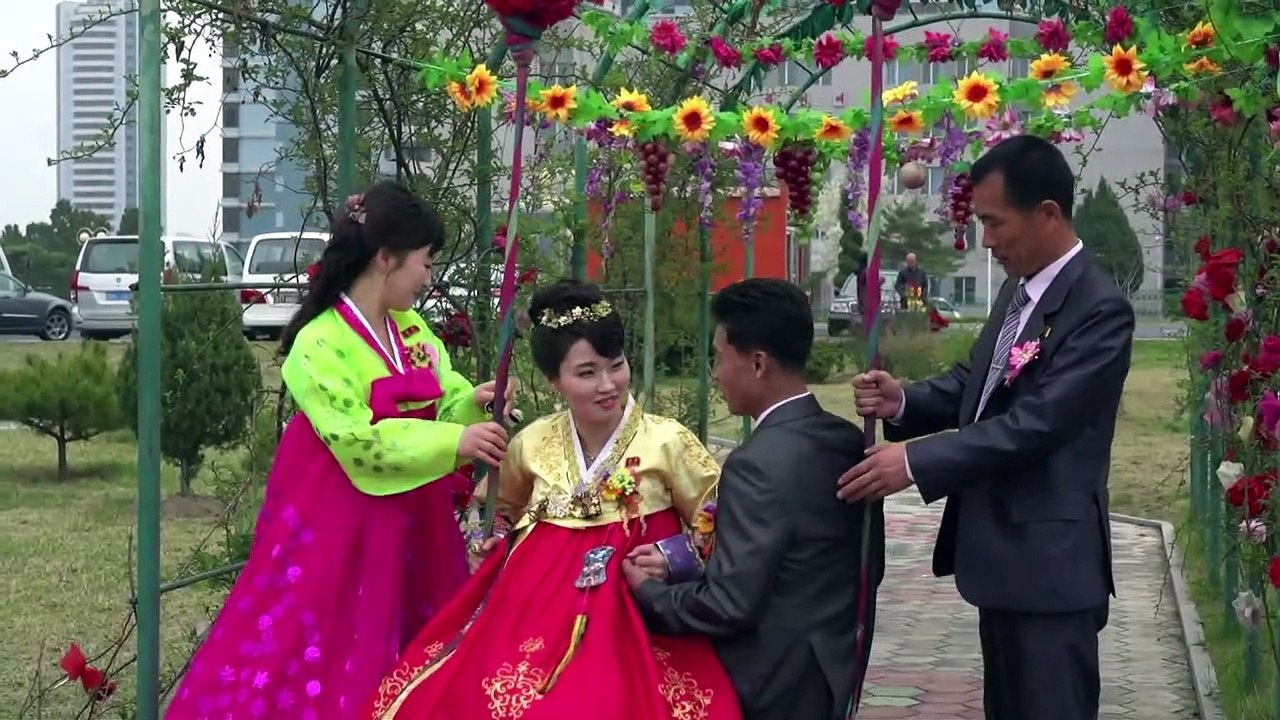 Hochzeitsfotos im Nordkorea-Style