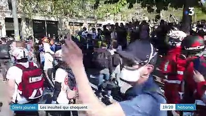 Gilets jaunes : les insultes qui choquent