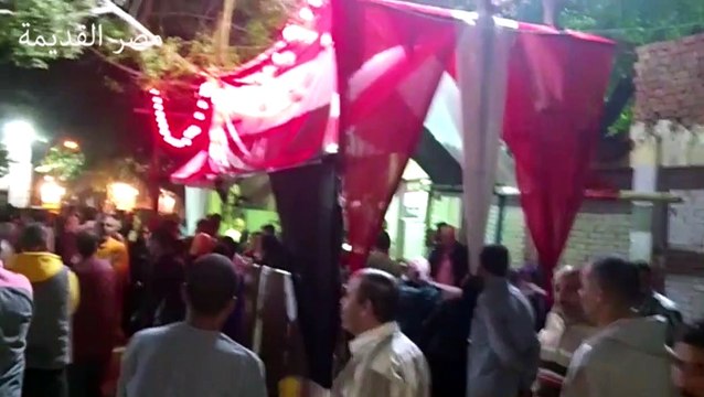 شاهد احتشاد مئات المواطنين فى طوابير أمام لجان القاهرة خلال الاستفتاء