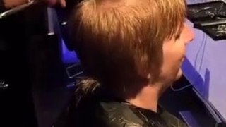 How to cut a Short Layer Haircut Tutorial step by step - part1