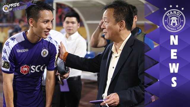 Bầu Hiển nhắc nhở Văn Hậu kiềm chế, nhận thiệp cưới từ tay Hùng Dũng sau trận | Hanoi FC