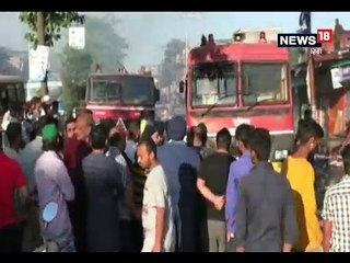 विकासनगर में कपड़े के शोरूम में लगी भयंकर आग, लाखों की संपत्ति खाक