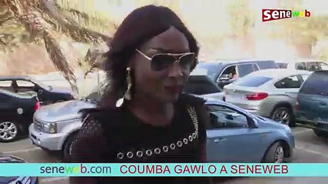 Coumba Gawlo en visite dans les locaux de Seneweb
