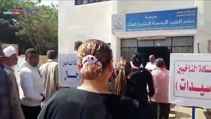 طوابيرالناحبين بلجان البحرالأحمر فى ثالث أيام الاستفتاء