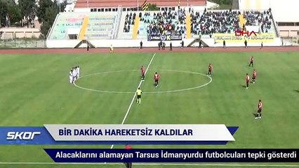 Download Video: Futbolcular yönetime maçta  böyle tepki gösterdi