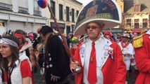 Carnaval de Cassel : le tambour-major Bernard Minne fait ses adieux après 50 ans de réveil