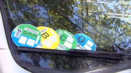 El miércoles se empieza a multar a los vehículos que no lleven lo distintivos de Madrid Central