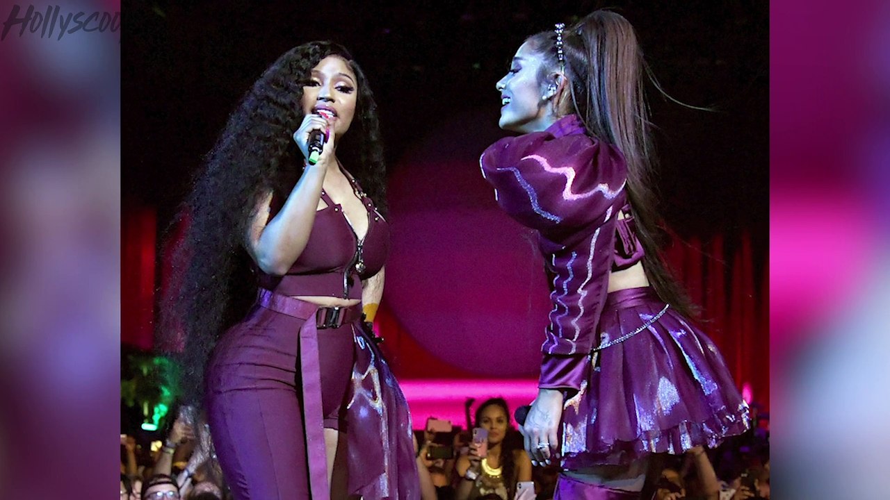 Beyonce Fan Throws LEMONS At Ariana Grande & Justin Bieber Gives SURPRISE Coachella Performance!