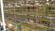 Dans l'usine PSA de Sochaux, les salariés travaillent certains jours fériés