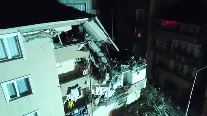 Kağıthane'de 5 Katlı Binanın Yıkımı Sürüyor