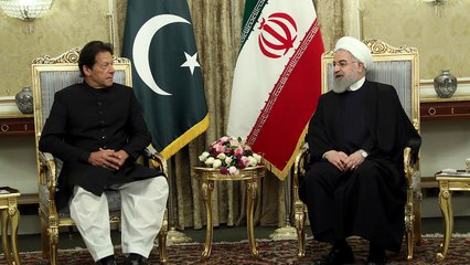 عمران خان في طهران.. رسائل باكستانية لمن يهمه الأمر