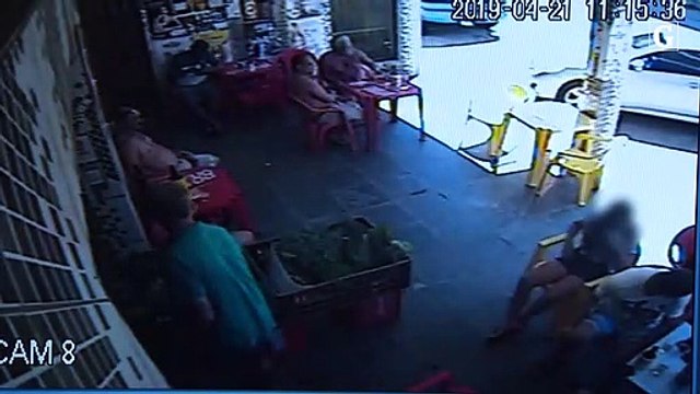 Homem é morto a tiros em bar de Cariacica, ES