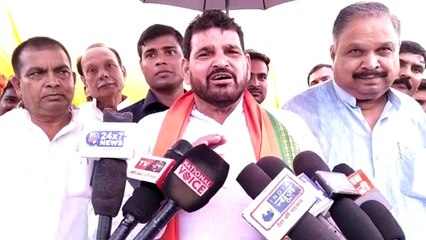 BJP सांसद बृजभूषण शरण सिंह ने कांग्रेस नेता नवजोत सिंह सिद्धू के लिए कहे अपशब्द