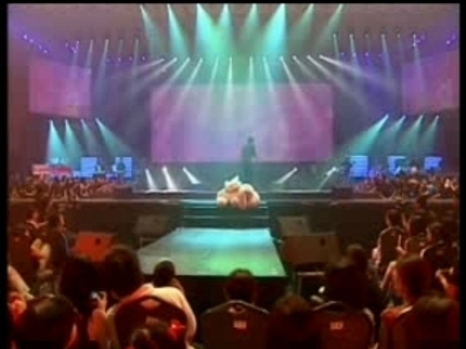 Chuyen hom qua live show - tron doi yeu em