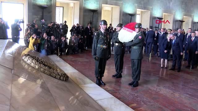 Ankara -Meclis Başkanı ve Devlet Erkanı Anıtkabir'de