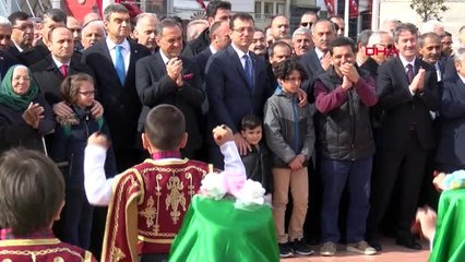 Taksim Meydanında 23 Nisan Töreni