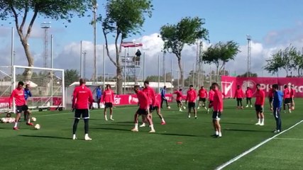 Entrenamiento del Sevilla con la Ausencia de André Silva, Jesús Navas y Gonalons