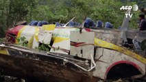 Ônibus cai em precipício e deixa 25 mortos na Bolívia