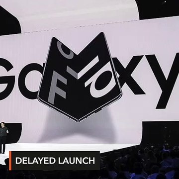 Samsung delays launch of folding Galaxy smartphone