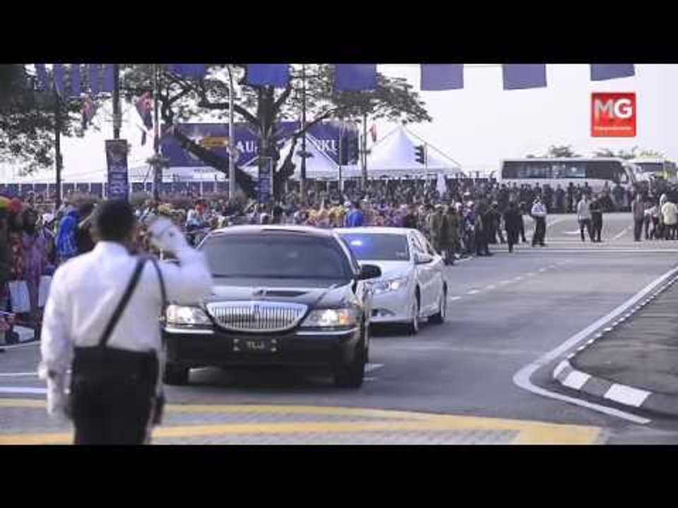 Istiadat  Kemahkotaan Sultan Johor