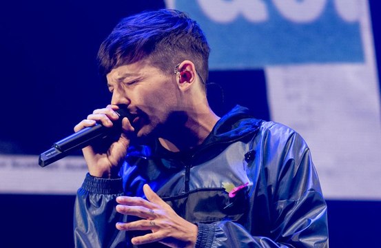 Louis Tomlinson cambiato dalla morte della sorella