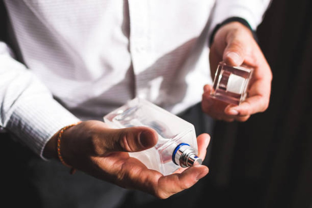 Comment faire durer son parfum plus longtemps ?