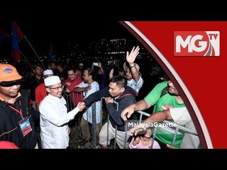 "Tun M Sentiasa Di Puji Nik Aziz" - Nik Omar