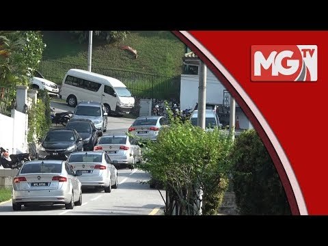 TERKINI: 4 Kereta Polis, 2 Bekas Menteri Temui Najib