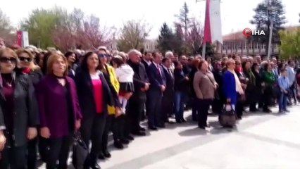 CHP’liler, 23 Nisan töreninde 'Andımız'ı yanlış okudu