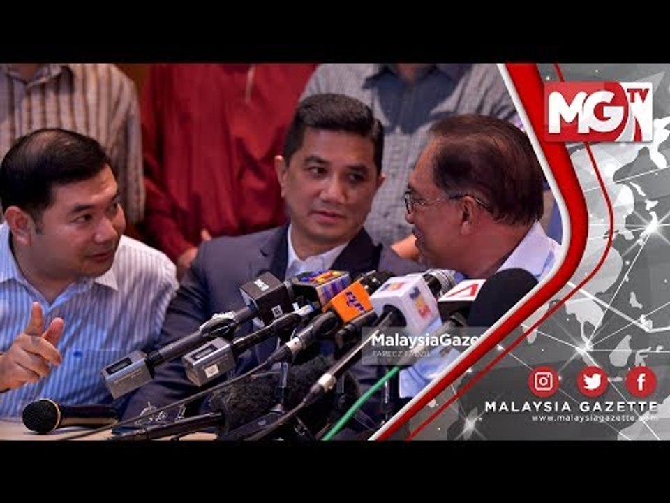 TERKINI : "Ini Azmin Ali dan Rafizi Duduk Sekali Kamu Tak Sibuk Tanya" - Anwar Ibrahim