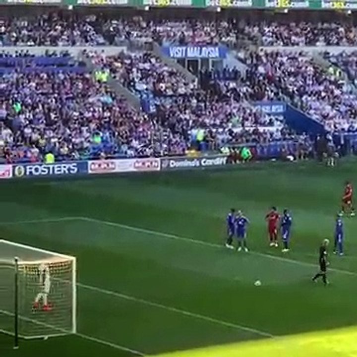 تصرف غريب لمحمد صلاح بعد هدف فوز ليفربول