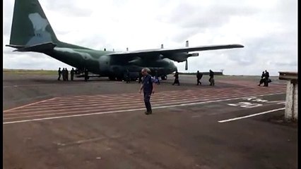 Forças de segurança chamam a atenção no Aeroporto de Cascavel