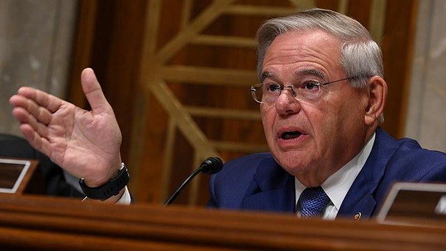 Американский сенатор обвинил Россию в желании вмешаться в выборы ЕС