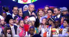 Cumhurbaşkanı Erdoğan'ın Çocuklarla Düeti Sosyal Medyaya Damga Vurdu