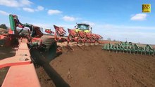 10 furrows high capacity plough Kverneland PW & Tractor Claas Axion 950
