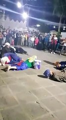 'Jesús' llega 'hasta las chanclas' a la última cena en Tlaxcala