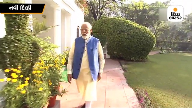 અક્ષય કુમારે વડાપ્રધાન મોદીને પૂછ્યું કે માતા સાથે રહેવાનું મન થાય છે ?